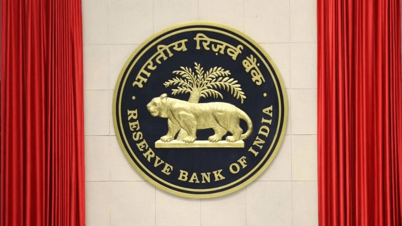 RBI Imposes Penalty On SBI, Indian Bank, Punjab & Sind Bank