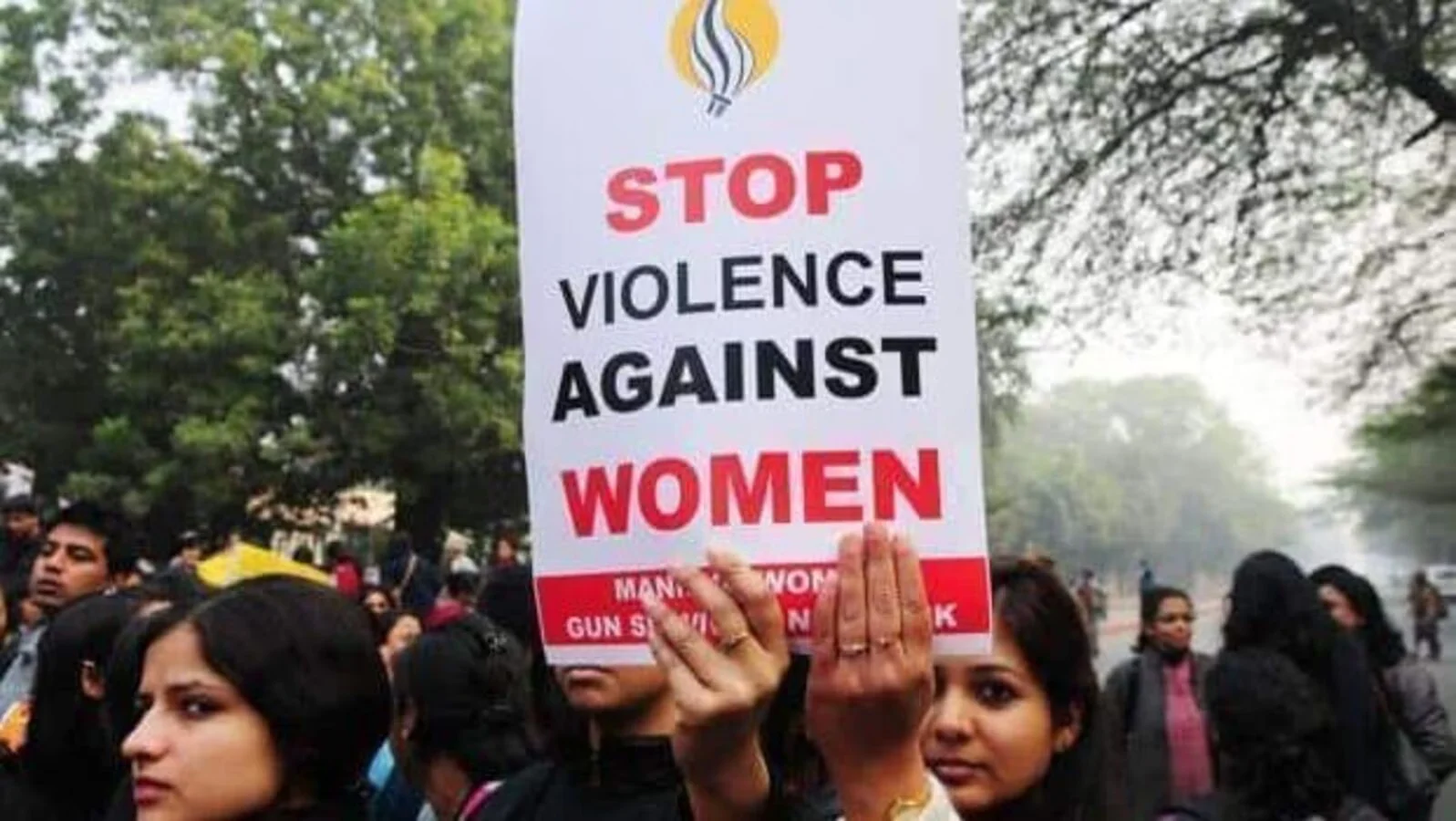 Crime against women: 4.45 lakh FIRs filed in 2022, almost 51 every hour. Delhi tops