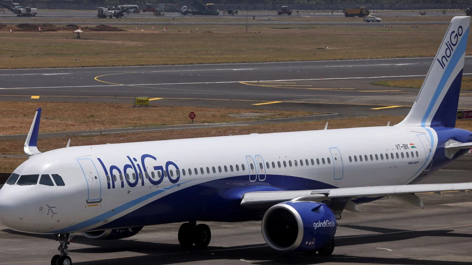 IndiGo makes history, becomes first Indian airline to carry 100 million passengers a year