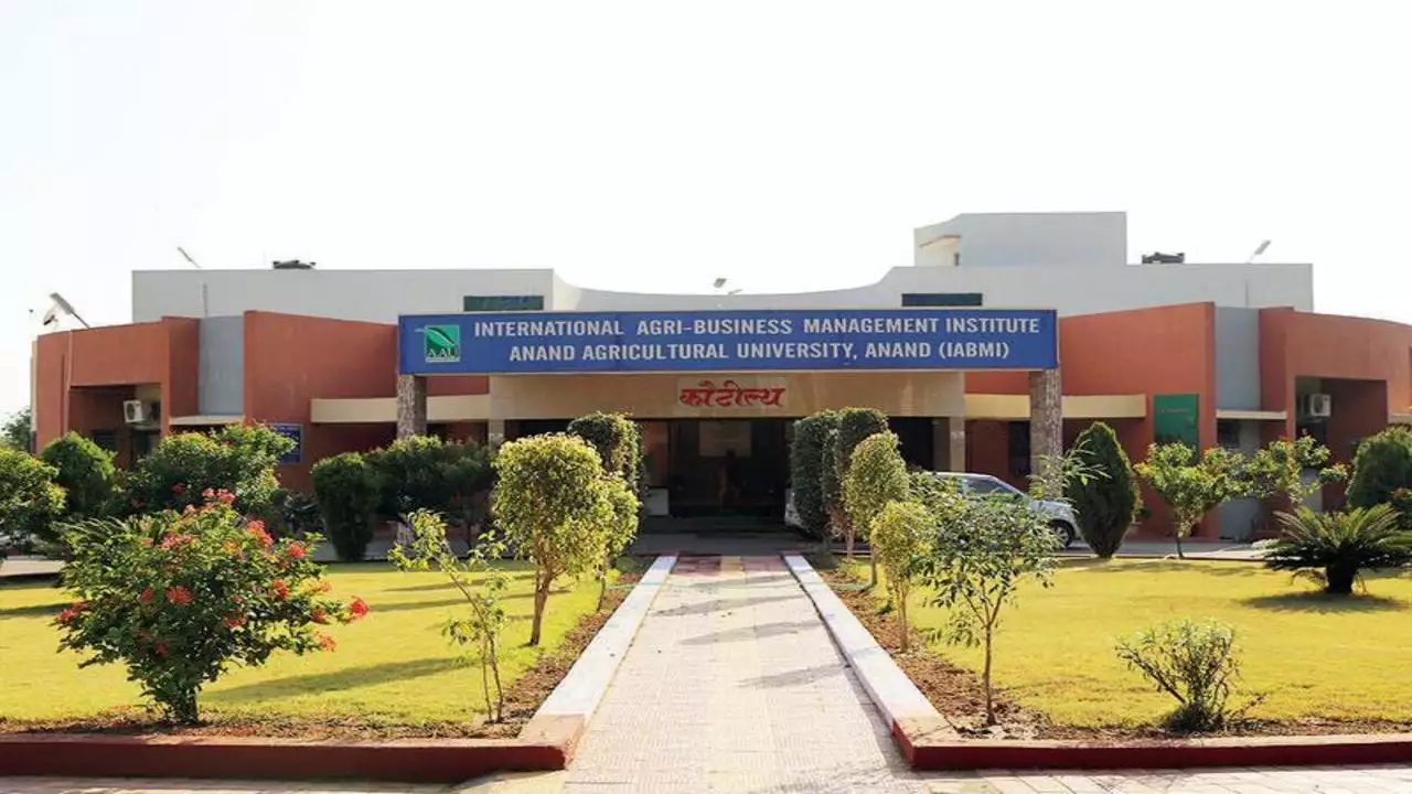 Best MBA Colleges in Anand 2023 – Course, Fees Details