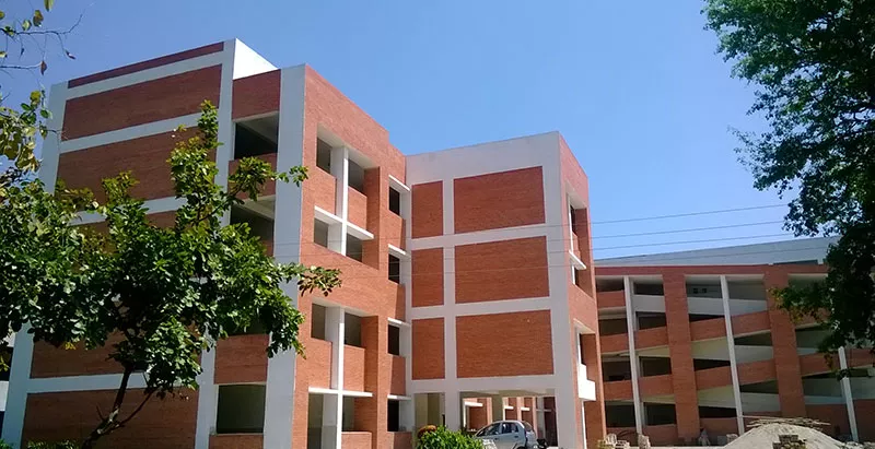 IIM Amritsar Fees and Scholarships Full Details, Check Now